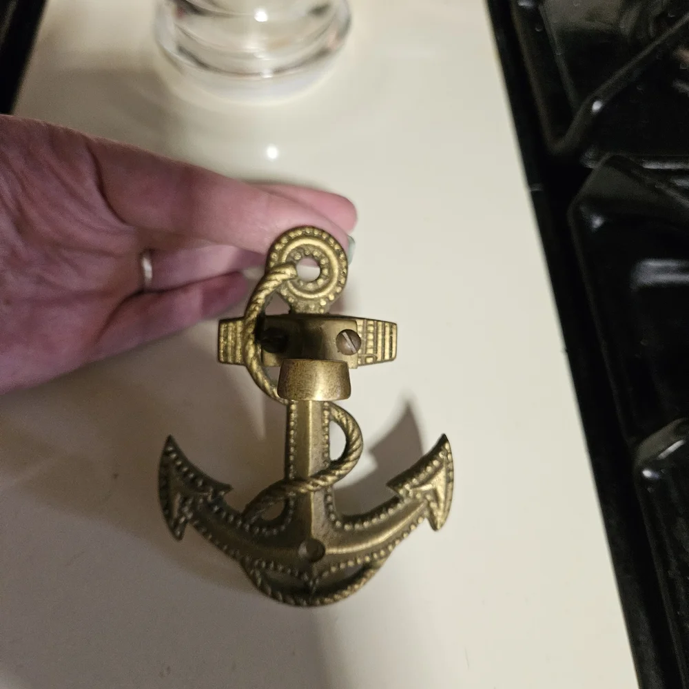 Decorative Anchor Wall Hook in Antique Bronze Finish